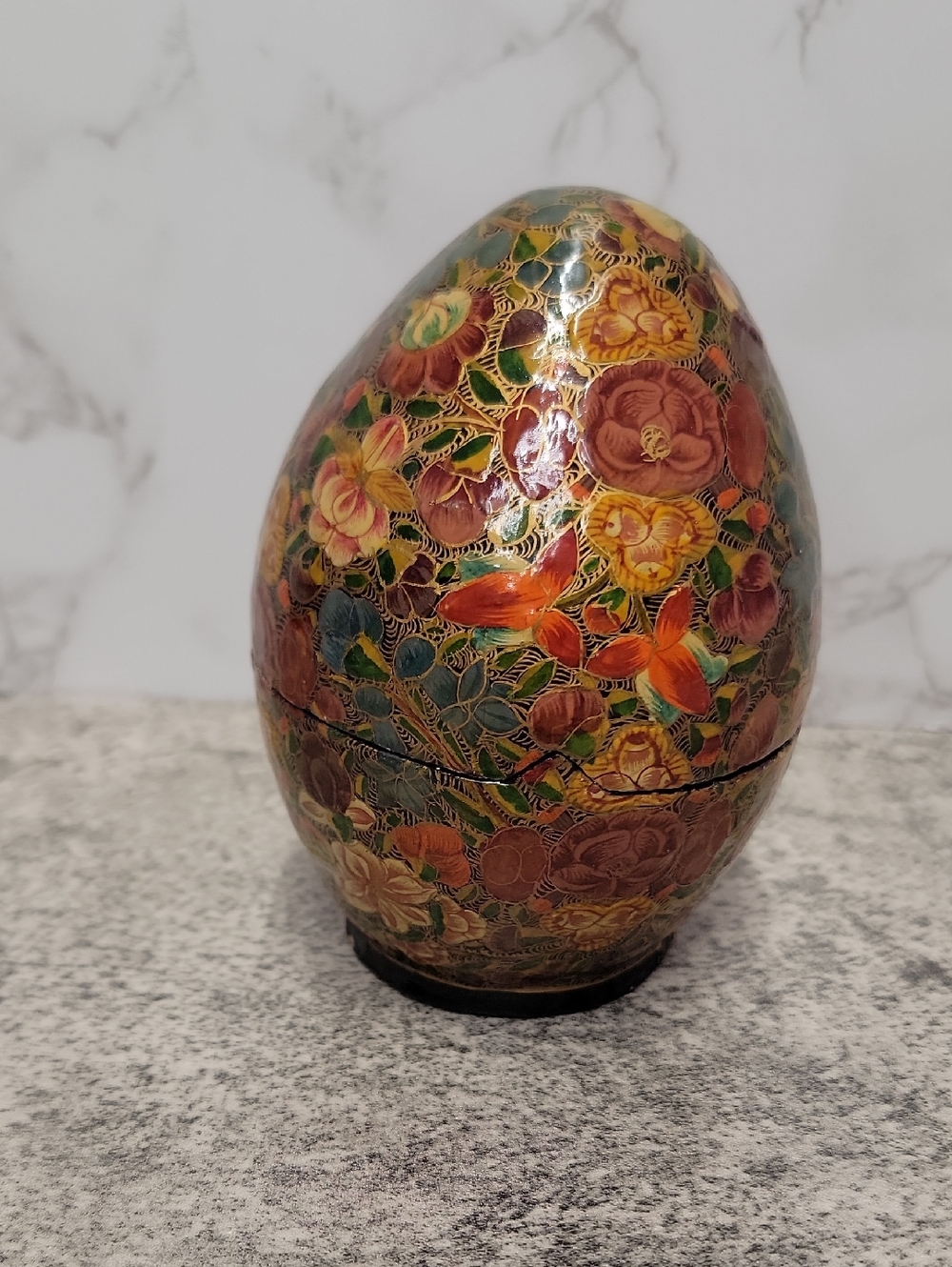vintage large lacquer egg shaped box - Picture 4 of 10